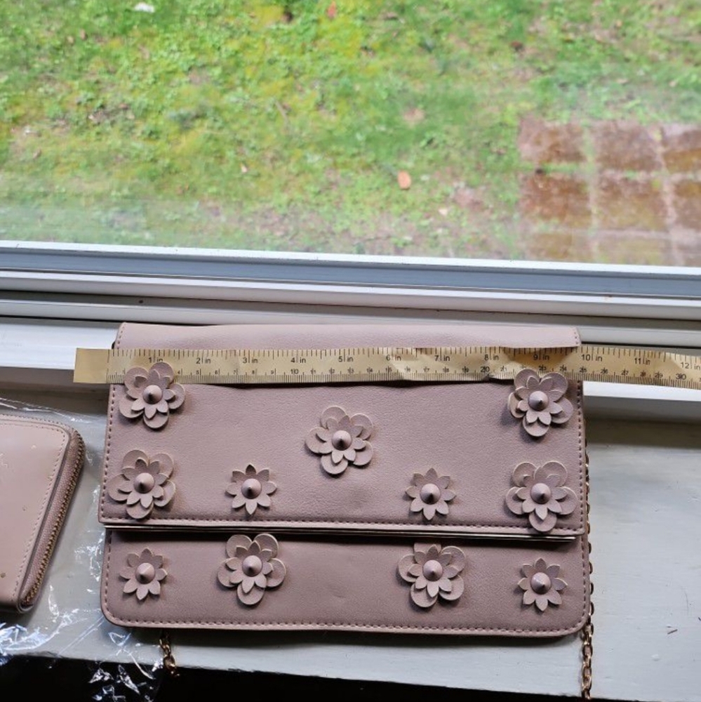 Urban expressions shoulder purse